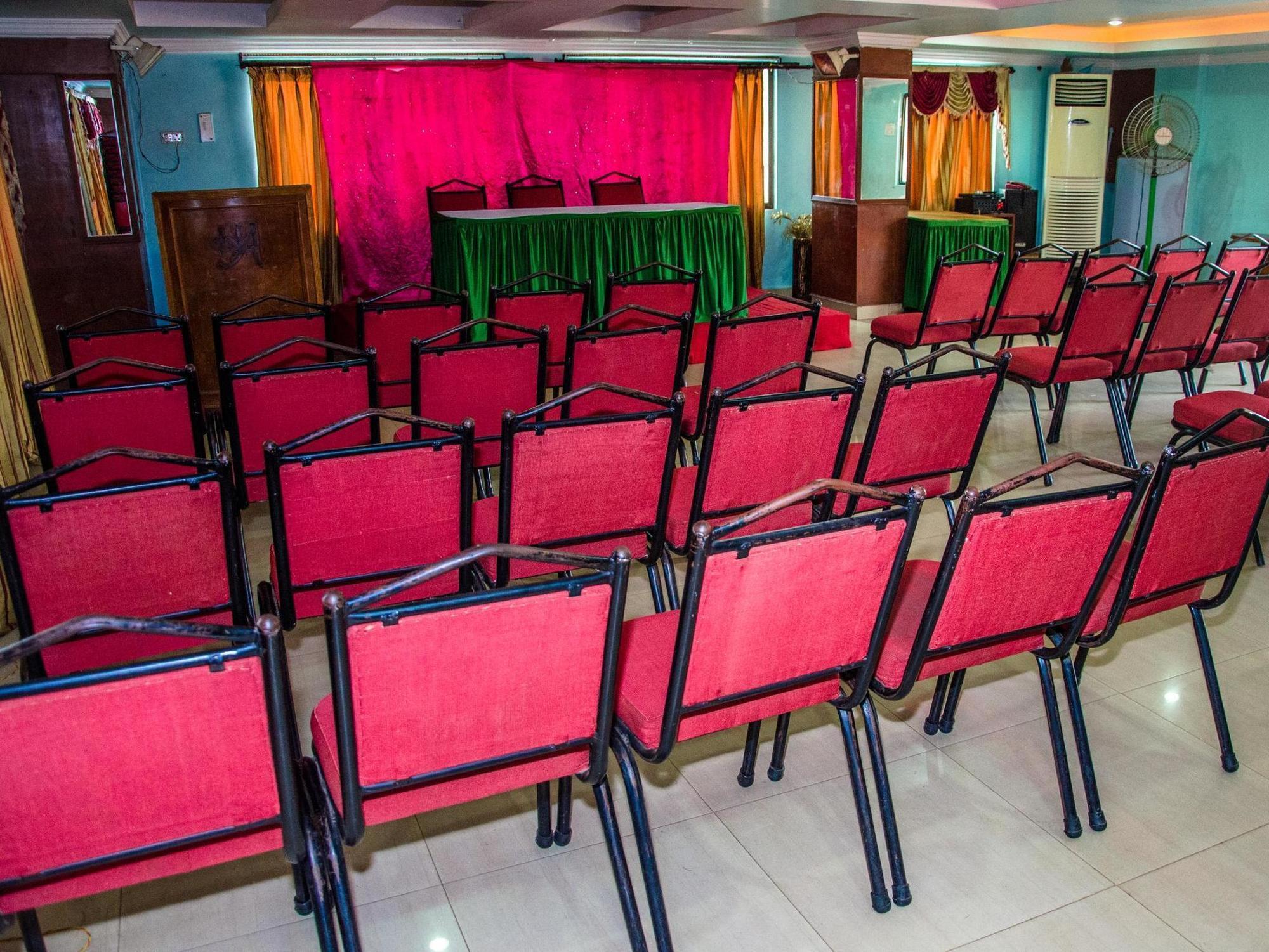 Hotel Akshaya Visakhapatnam Exterior photo